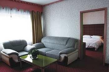 Urumqi Jingu Hotel Exterior foto